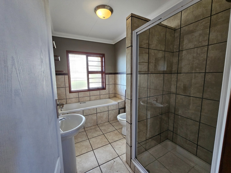 3 Bedroom Property for Sale in Reebok Western Cape